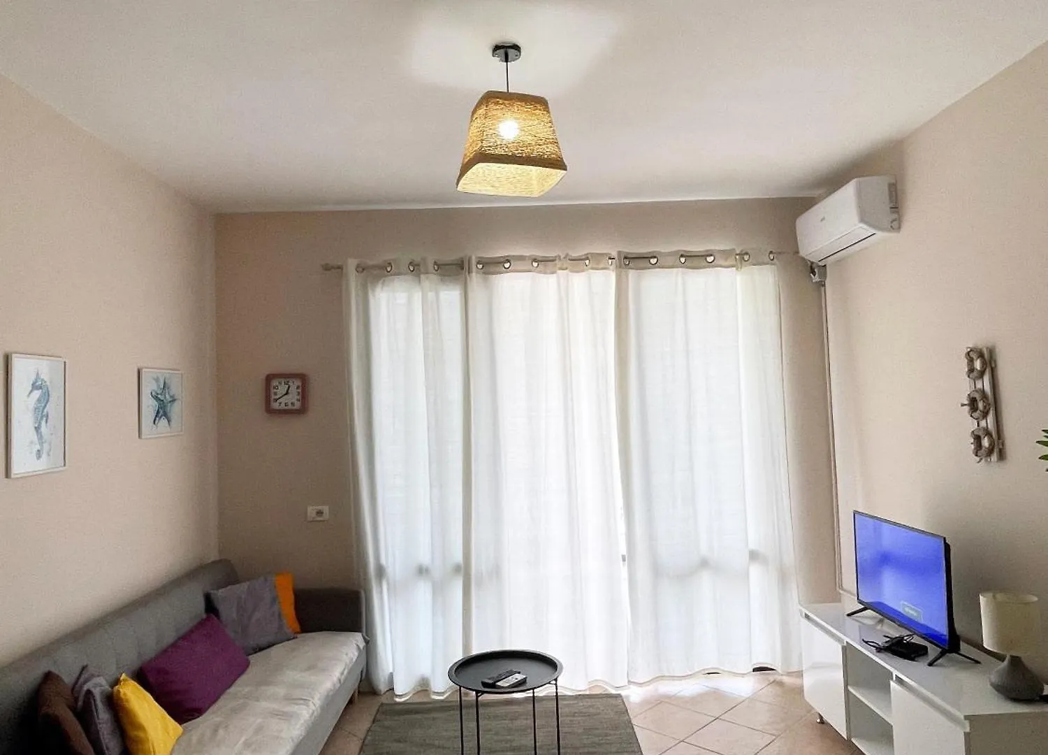 Seaside Apartment Durrës