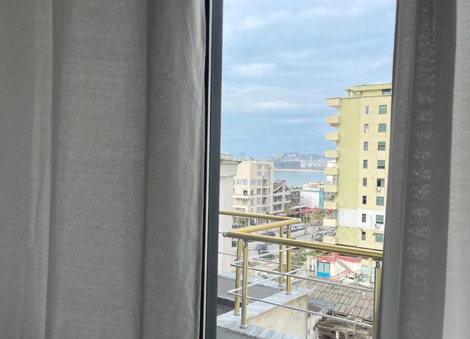 Seaside Apartment Durrës